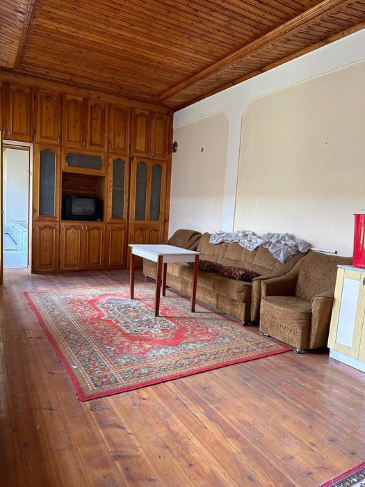 8 соток Олмазарский ор-р Келес моста 1 км