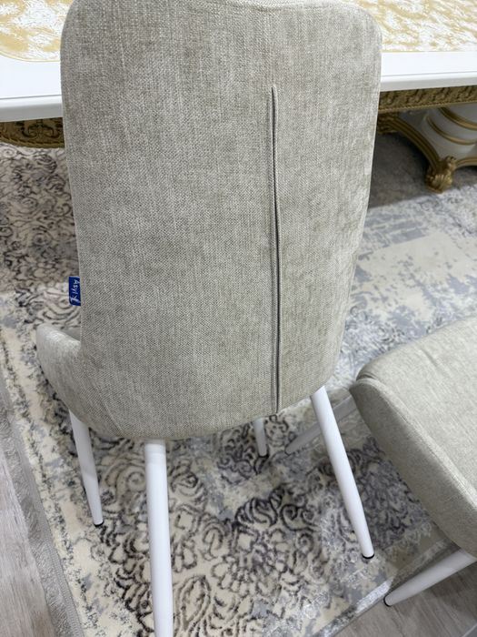 Новые стулья 22000 тг