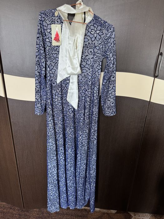 Әдемі көйлектер .