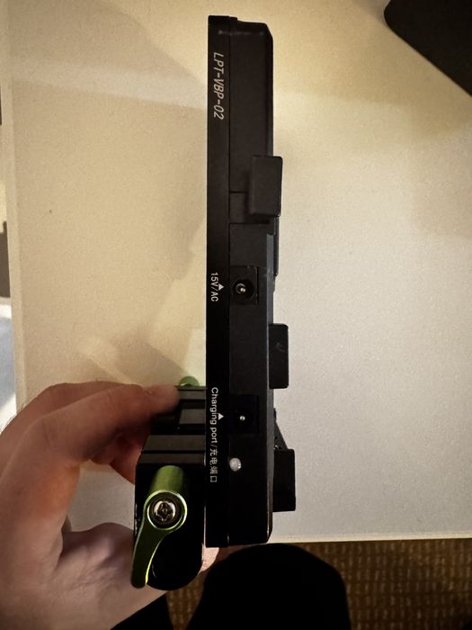 LanParte LPT-VBP-02 V-Mount Battery Plate | D-Tap | 15mm Rod Mount | Cinema Rig
