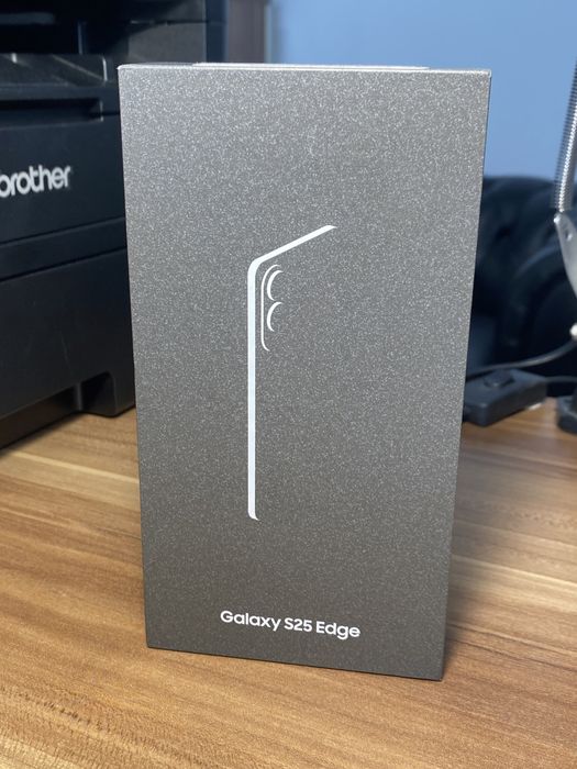 Samsung Galaxy S25 Edge • 256 GB • Titanium Jetblack / Cod Produs: 0797