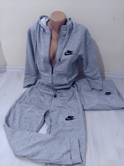 Trening Nike si Adidas din 3 piese.