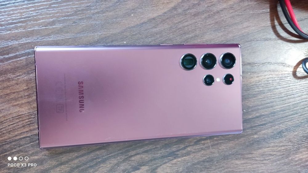 Samsung s22 ultra 12/256 xolati yangi 1 oy ishlatilgan