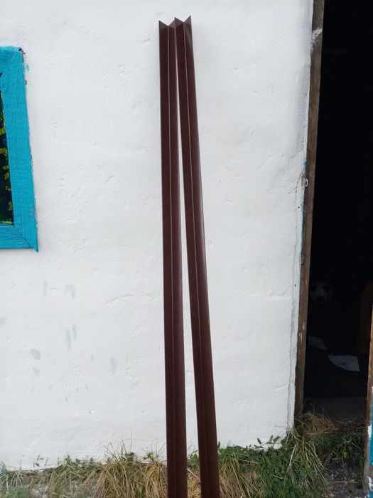 Продам металлические  угольники  под сайдинг