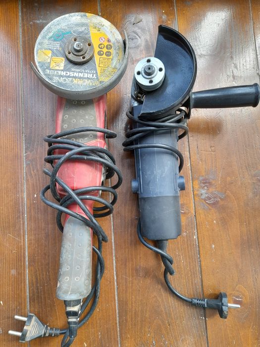 Vând 3 flexuri folosite ,în stare bună de funcționare