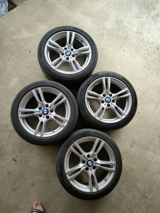 Vând Jante BMW M Pachet R18 două mărimi