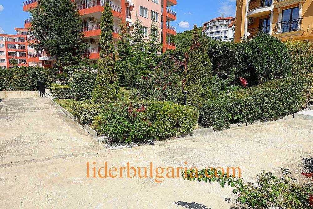 Продава се Двустаен апартамент в к.к. Елените - 53 кв.м за 1133 €/кв.м - Снимка #16