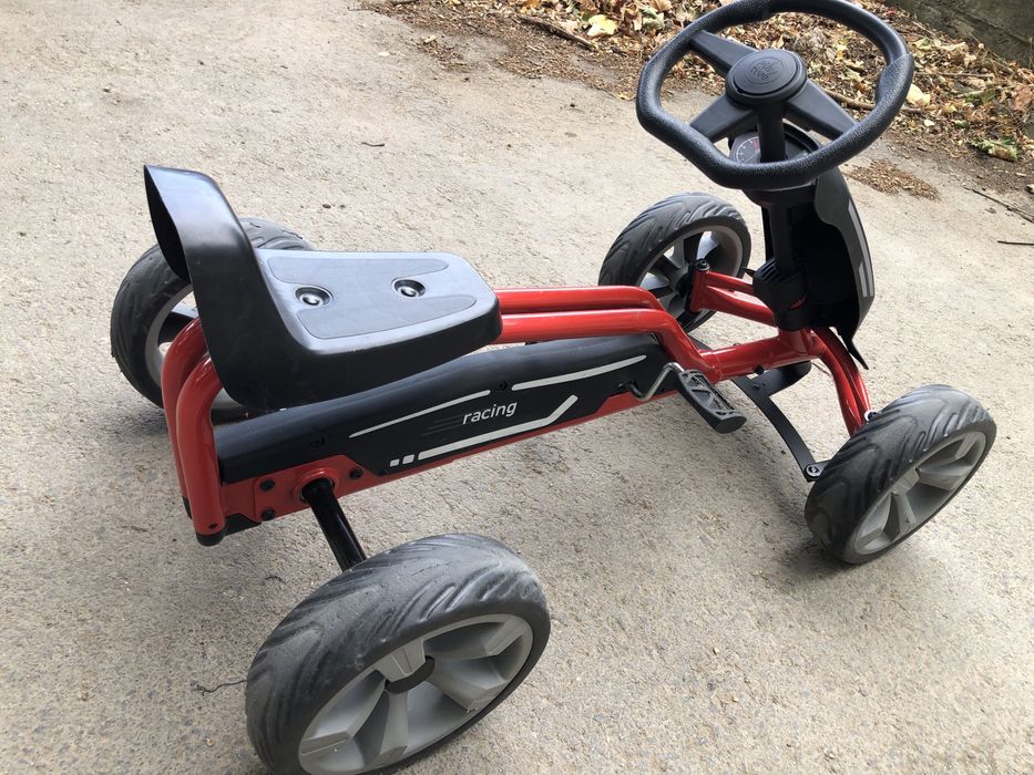 детска количка бъги