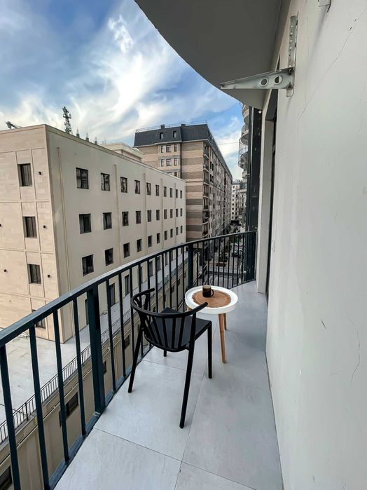 СРОЧНО 3 хонали 3/5/10 квартира 80м2 сотилади