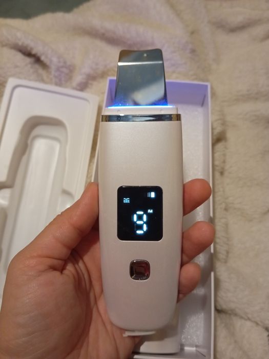 Ультразвуковой скрабер для лица