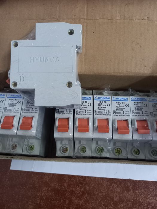 Продам автоматы . Новые. 63 ампер