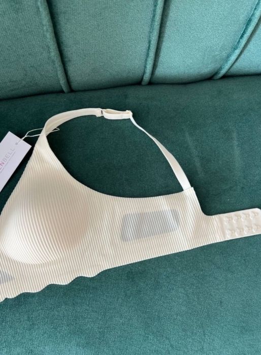 Бесшовный бюстгальтер