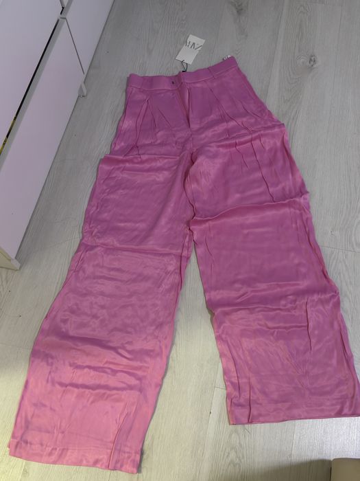 Костюм оригинальный Zara яркой синий и розовый