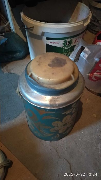 Термос железный 3 литра