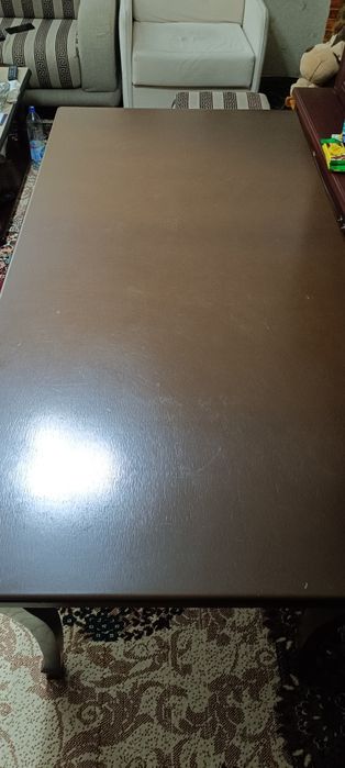 Стол столовый деревянный