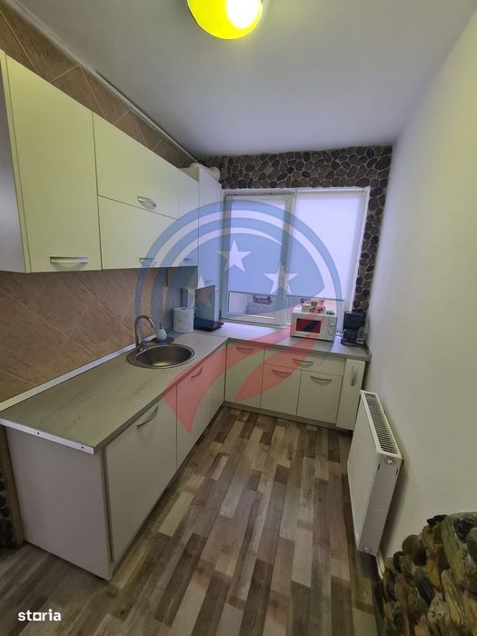 Apartament ultra central cu 2 camere decomandat complet utilat