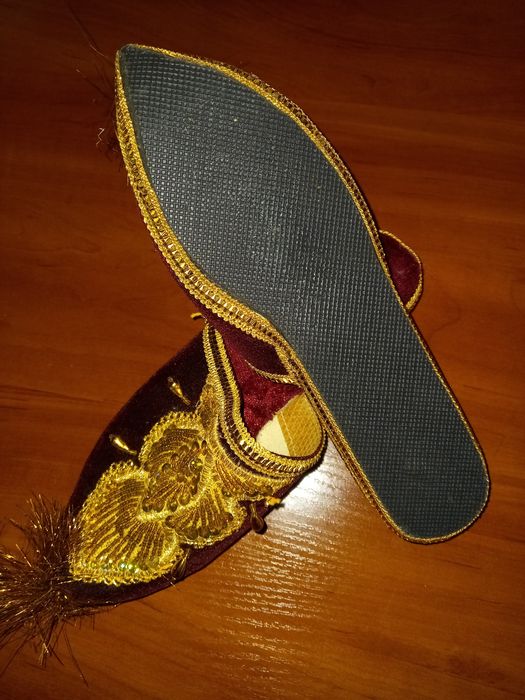 Продам азиатские тапочки