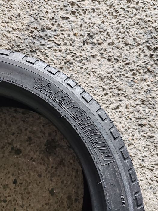 2 anvelope 235 45 19