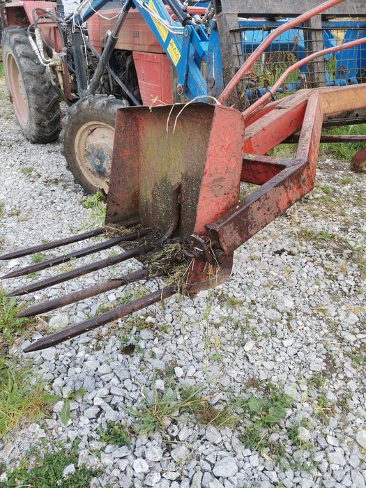 Încărcător spate și siloziera