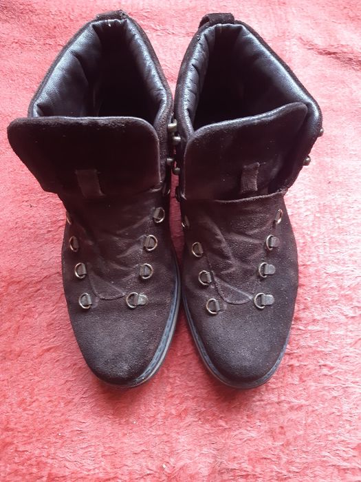 Зимни обувки продавам