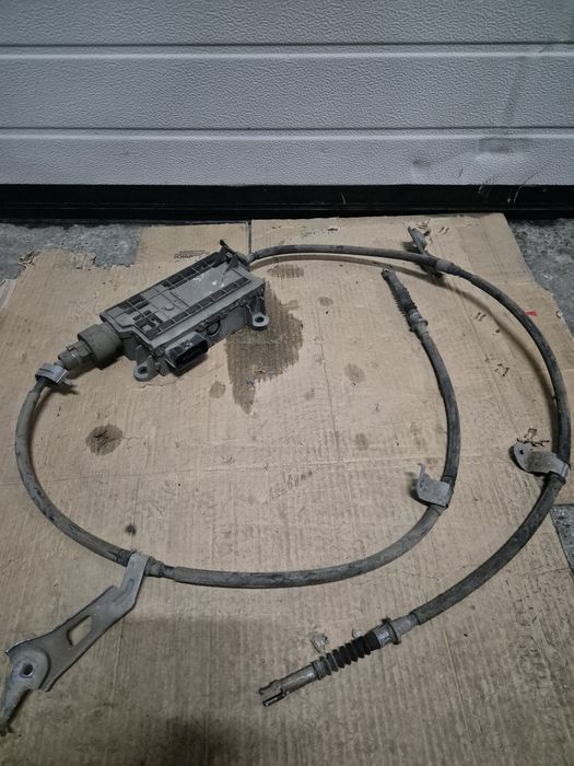 Modul frana mana electrica Toyota Avensis T27.  2009-2011.
Toyota Aven