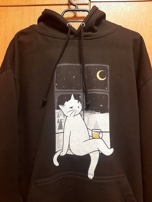 Черен суичър с качулка и оригинална щампа