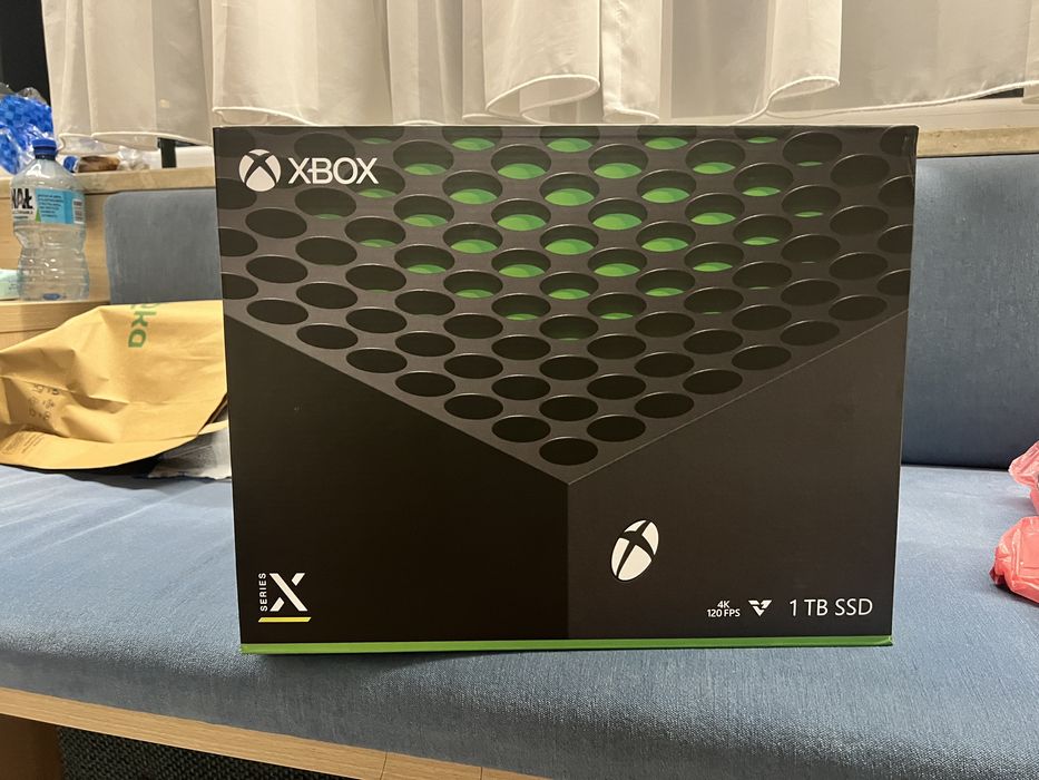 Xbox Series X 1TB Новый Запечатанный 4K 120 FPS SSD.