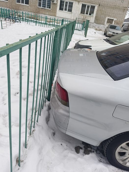 Продам машину. Срочно!