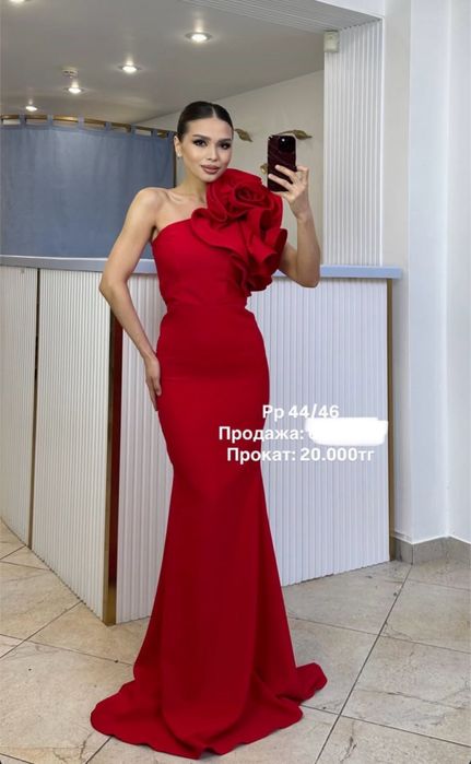Продам шикарное платье