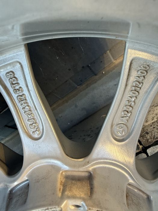 mercedes A205 оригинални 16 цола ET38 без Заварки 500лв комплект