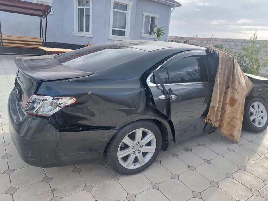 Продам LEXUS ES 350