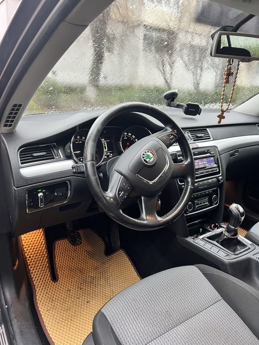 Skoda superb 2 motor 1.9 diesel anul 2010