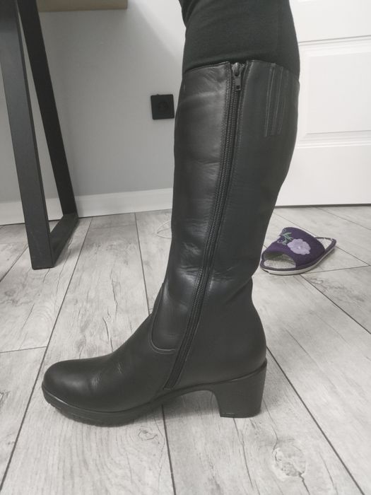 продам зимние сапоги