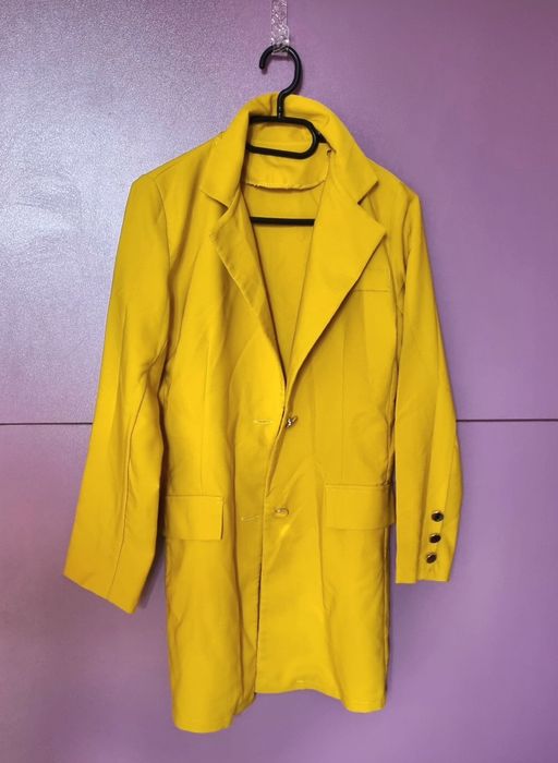 Дамско сако ( в тъмносиво и цвят горчица)