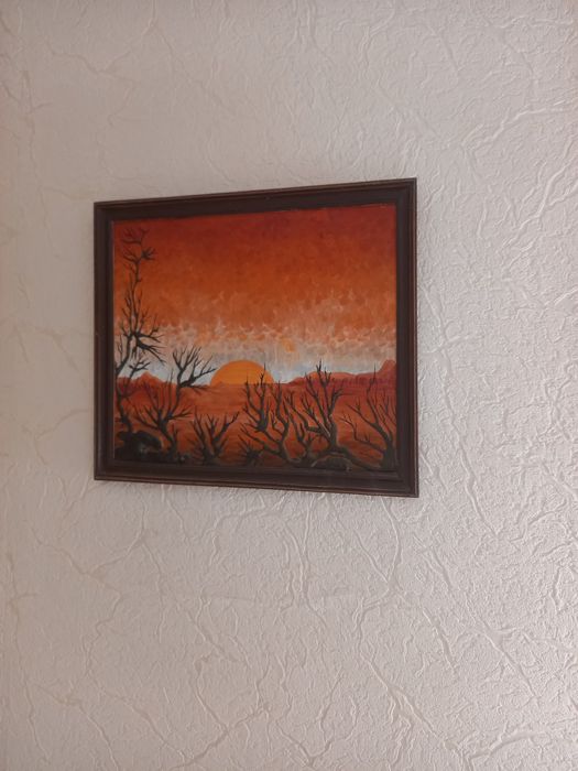 Продам картины в отличном состоянии