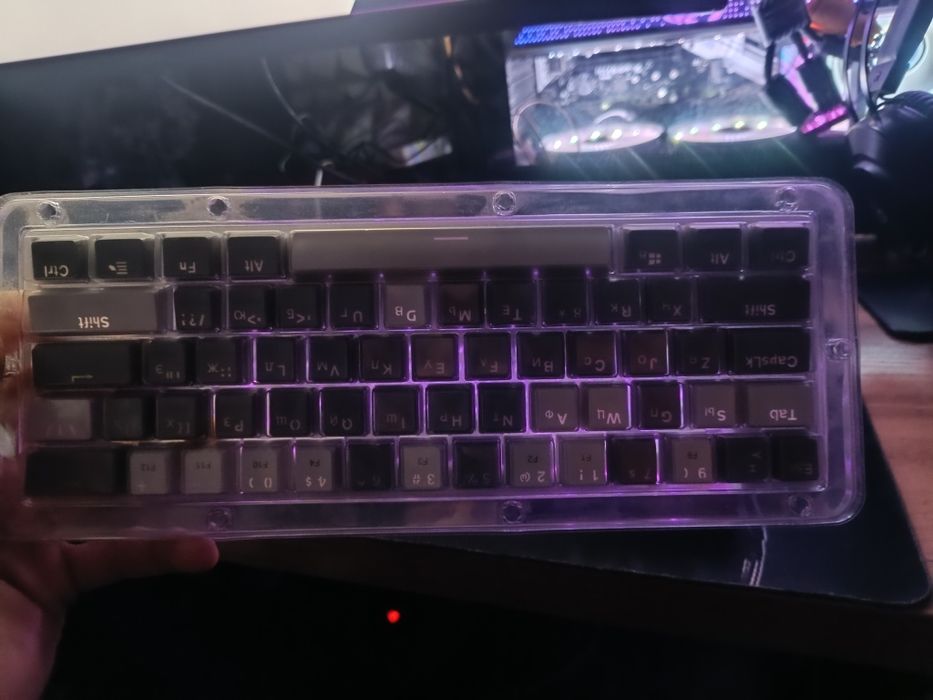 Продаю клавиатуру