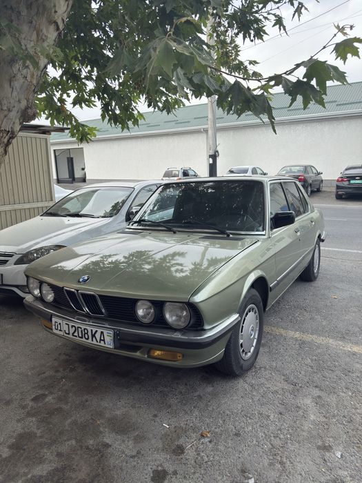 Bmw e28 520i m2b20