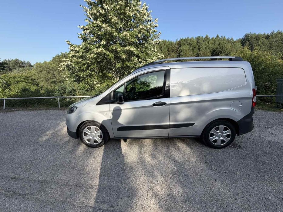 Ford curier 2022