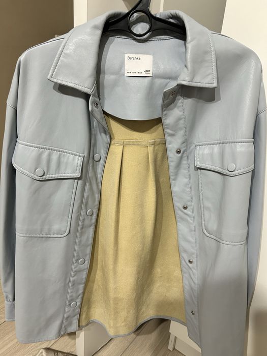 Кожаная куртка от Bershka