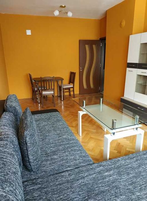 Дава се под наем Двустаен апартамент в София, Лозенец - 62 кв.м за 575 € - Снимка #1