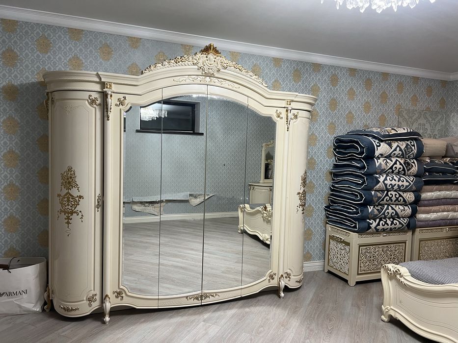 Спальная гарнитура