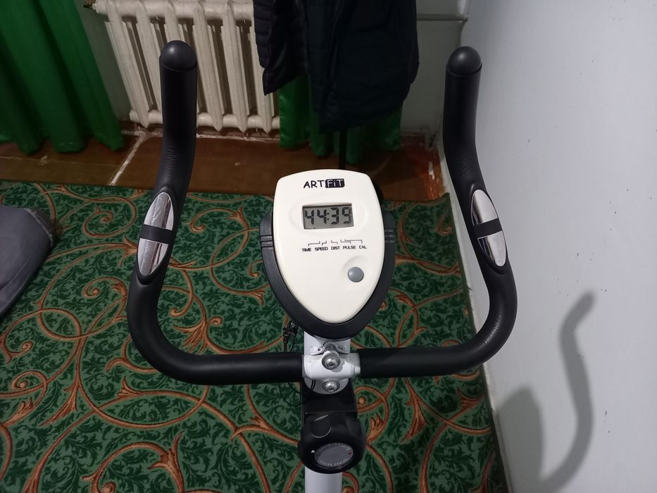 Велотренажер Art - Fit