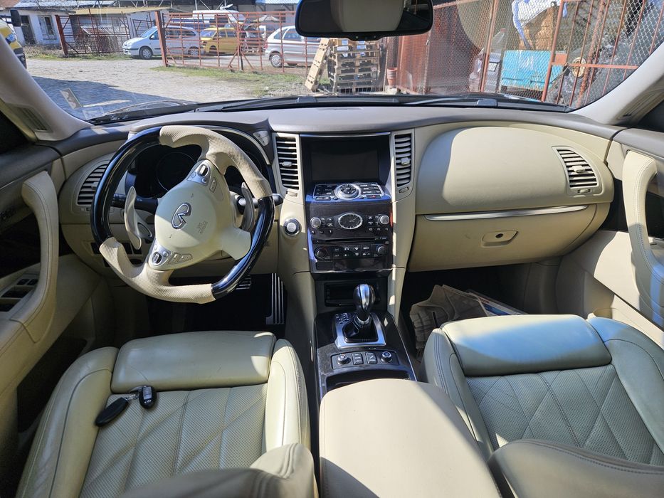 Infiniti Fx50 на части