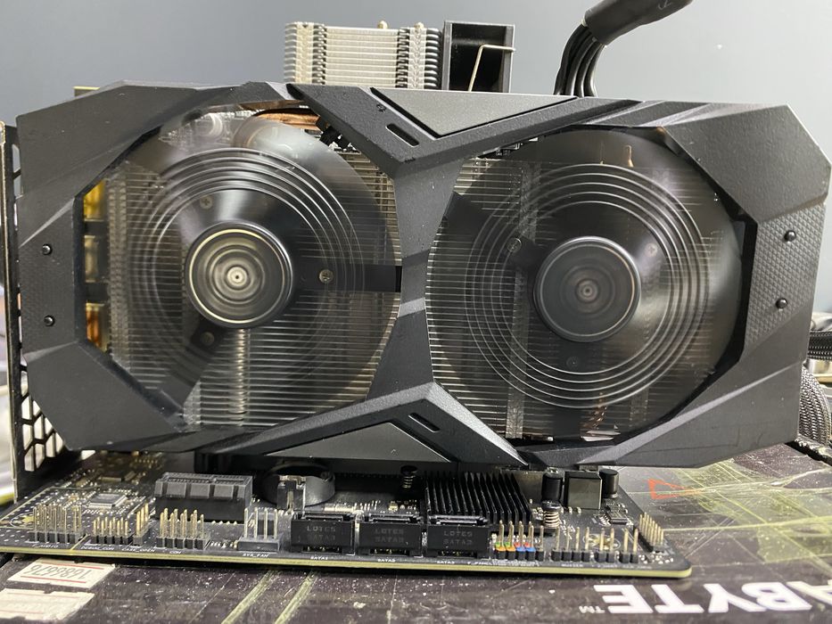 Продам GTX 1660Super 6GB