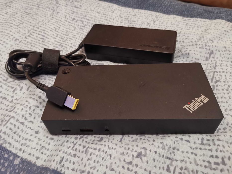 Lenovo Dock ThinkmPad USB-C Gen2 fuctional si cu incarcator