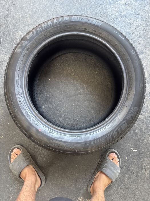 235/55/19 Michelin 105W
