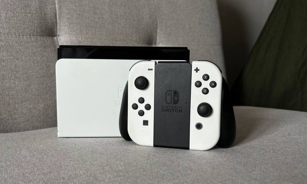 Nintendo Switch OLED + Игры