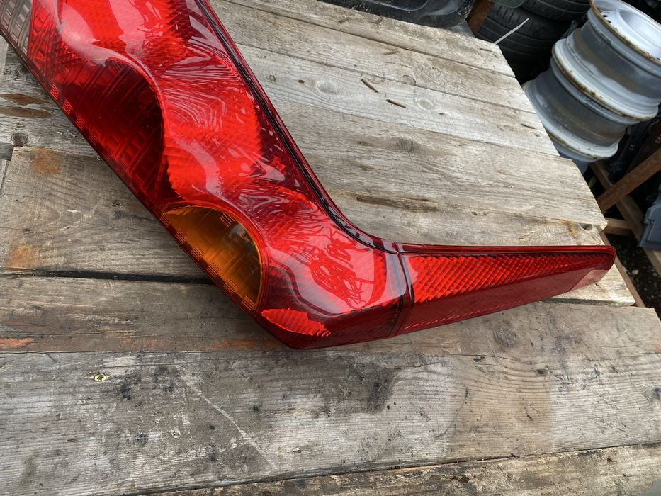 Ляв/Десен стоп Nissan Note 2006-2013г