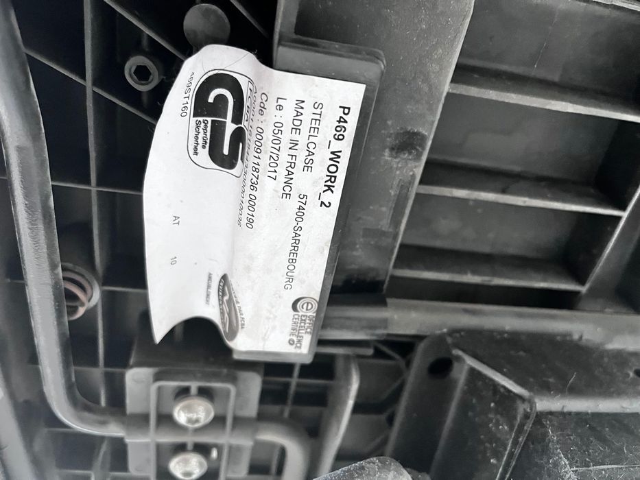 Продам офисное кресло