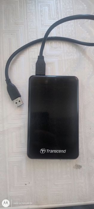 Продам внешний жёсткий диск 1тр